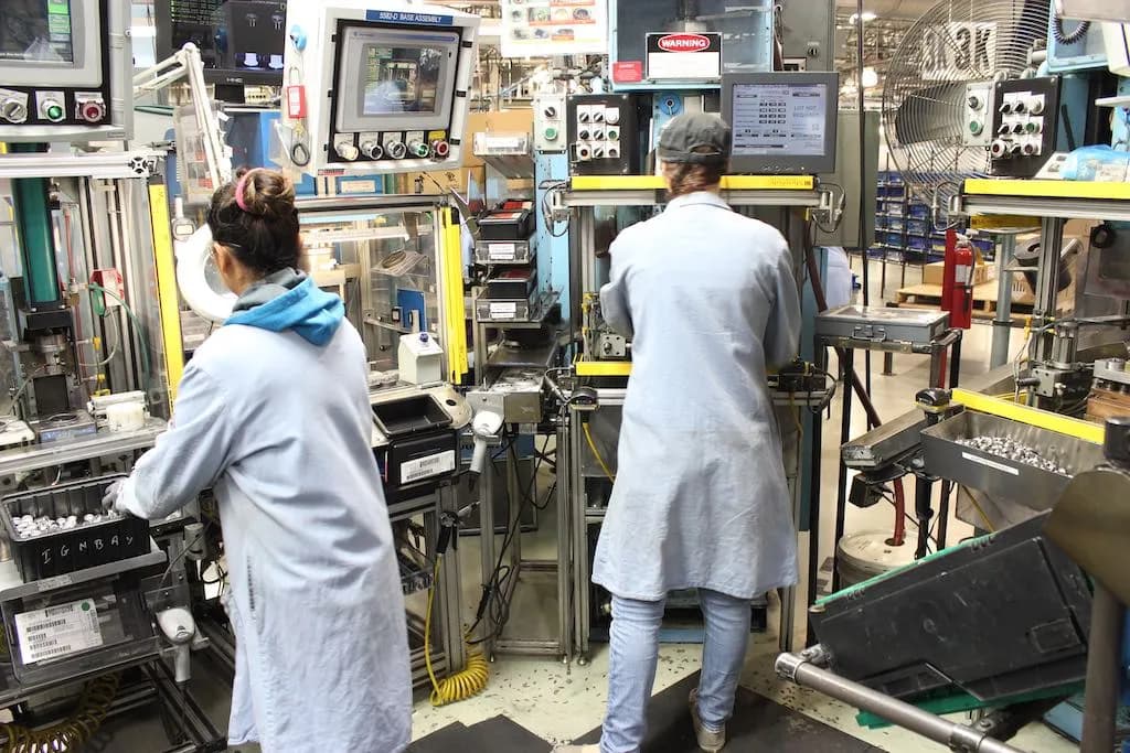 Workers in an air bag factory using a connected worker platform. Courtesy: L2L
